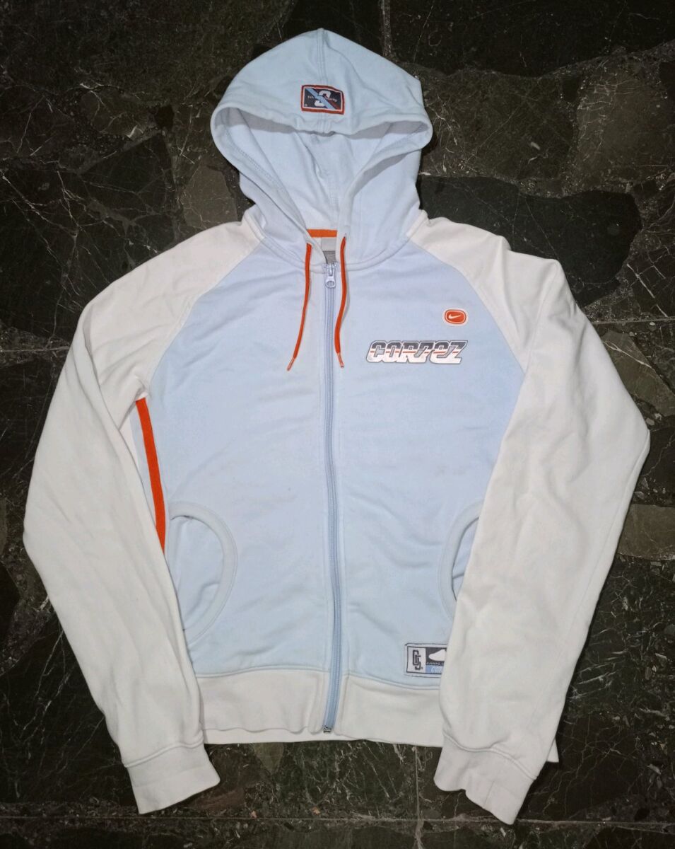 Nike Cortez C72 zip-up hoodie used,… - € 30,00 - Vendora.cy