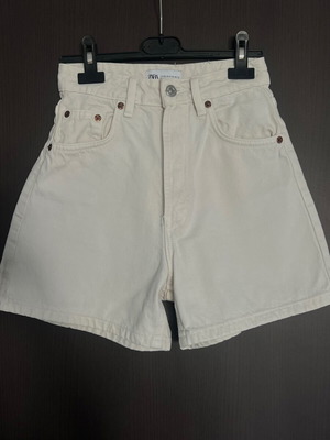 Zara high-waist shorts, beige