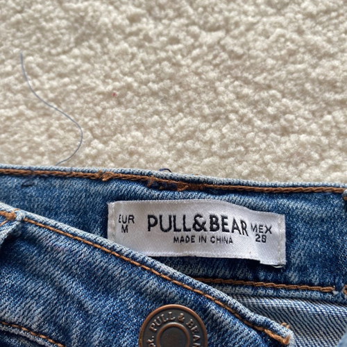 Skirts 3 short like new, Zara and Pull and Bear