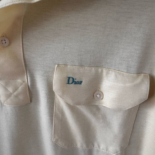 T-shirt with pocket like new