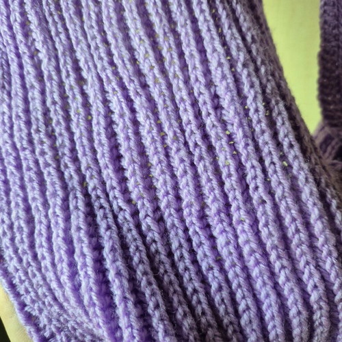 Handmade Lilac Knitted Neck Warmer like new
