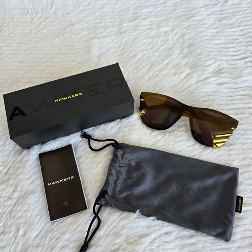 Hawkers One Dream Sunglasses new, black gold