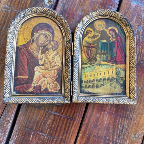 Wooden diptych icon used from Tinos