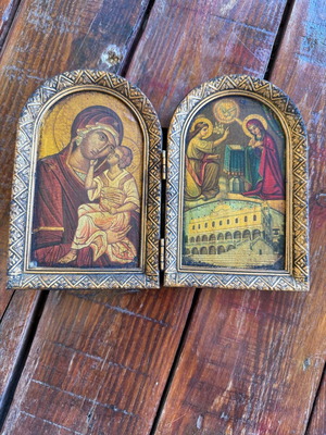 Wooden diptych icon used from Tinos