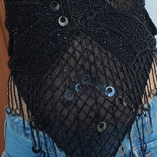 Top with birds and beads like new, black, sizes S and M