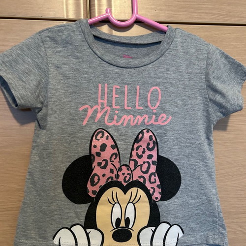 Short-sleeve t-shirts used, pack of 4, 18-24 months, Disney and Tommy Hilfiger