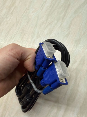 VGA cable like new male to male for analog video signal