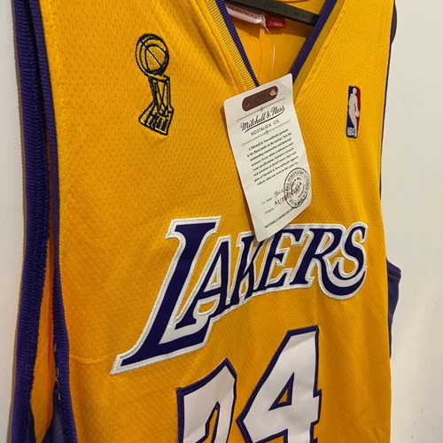 Lakers Mitchell and Ness jersey Large like new