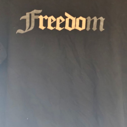 Women's short-sleeve T-shirt black with Freedom print like new