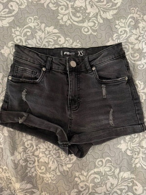 FB Sister black denim shorts XS, like new, high waist