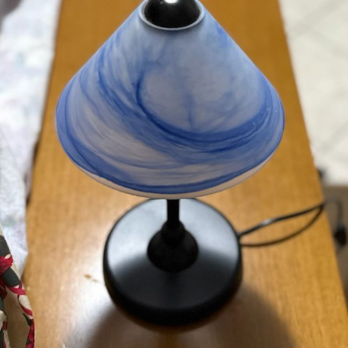Table lamp with glass shade like new, bedroom lighting