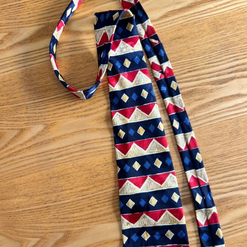 Giorgio Milano vintage men's tie with geometric pattern