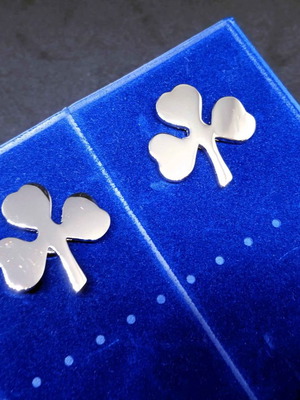 Panathinaikos Pin like new, shamrock design