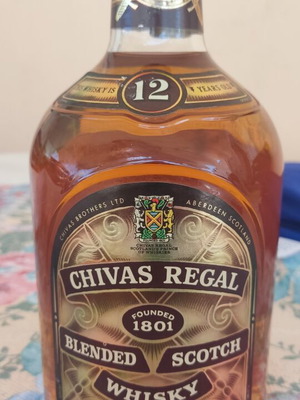 Chivas Regal Whisky 12 Years Old 43% sealed 1980-90
