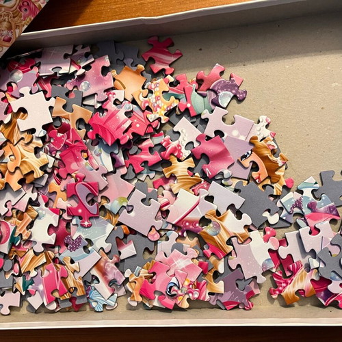 Puzzle Barbie the pearl princess Trefl 260 pieces like new