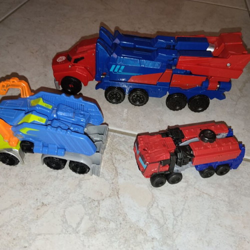 Transformers figures used, pack together