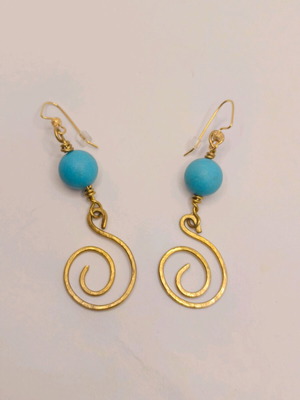 Handmade earrings with turquoise and gold plated hooks, new