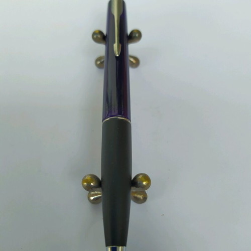 Parker Frontier pen used, dark blue purple color