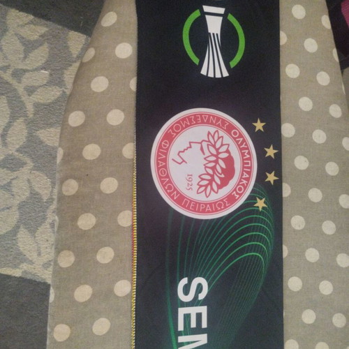 Olympiacos Aston Villa collectible scarf like new