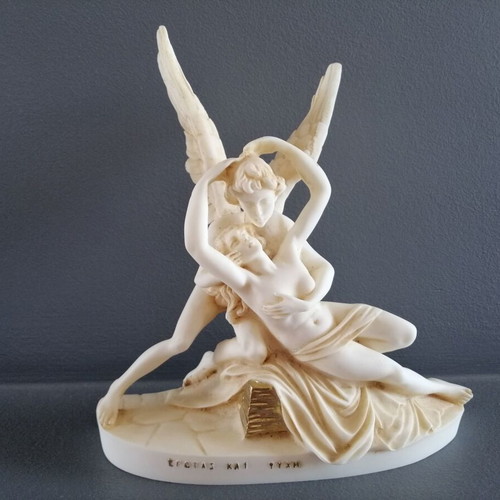 Alabaster statue Eros and Psyche used, height 20 cm