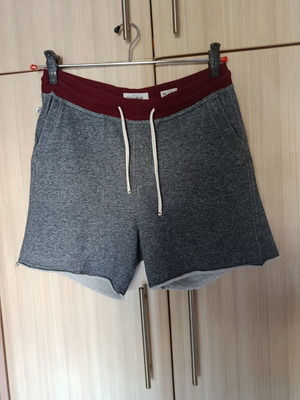 Pull & Bear shorts used, size M, grey and red