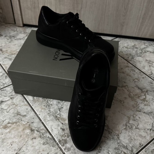 JK London Sneakers Νο 42 Σαν Καινούργια Μαύρα
