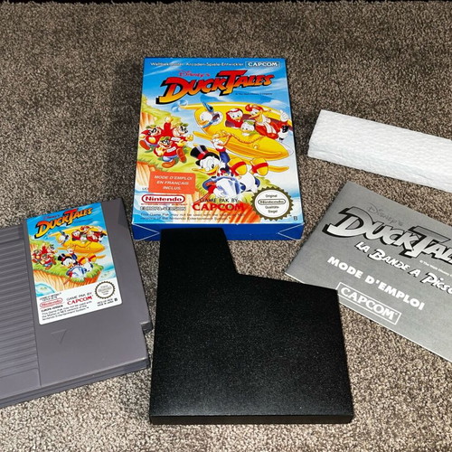 Nintendo NES DuckTales game like new with cartridge, box, and manual