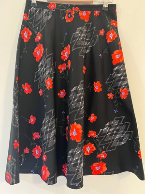 French skirt with floral pattern