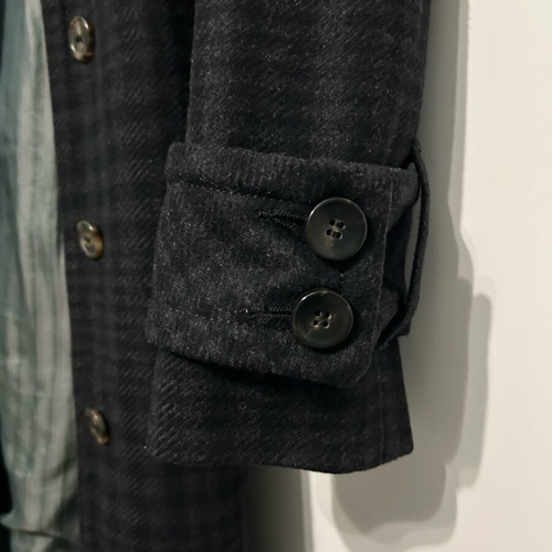 Sisley coat used charcoal check size S with high collar