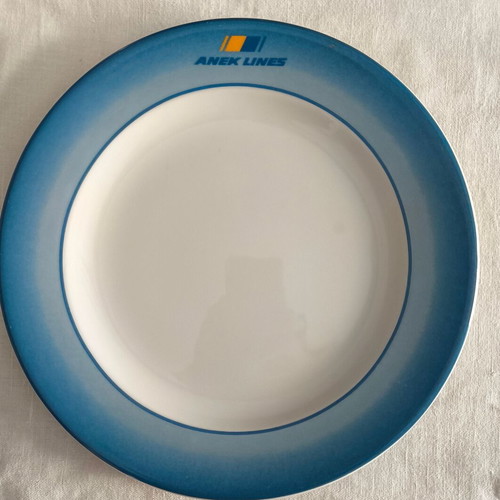 Anek Lines fruit plate porcelain 20 cm like new