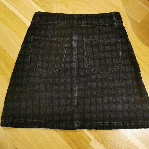 Denim skirt short like new, size XS, blue with buttons