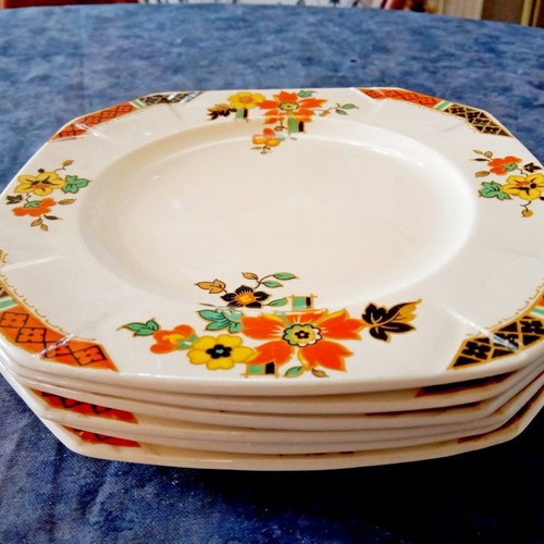 Alfred Meakin Porcelain Plates Set from England
