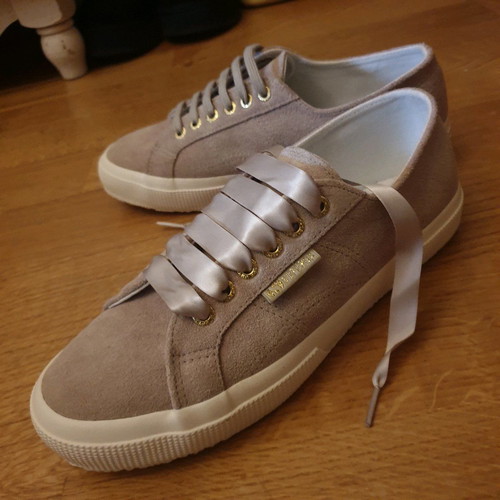 Superga beige suede sneakers new, size 39, with laces and ribbons