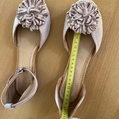 Bueno Shoes ballerinas size 38.5 like new, pink and gold
