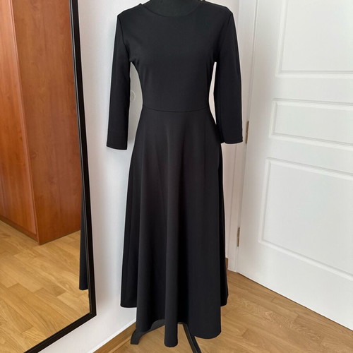 J Group Chic Midi Dress L like new black