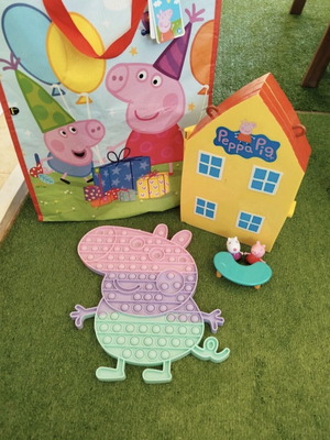 Peppa Pig set used with fidget, figures, bag and playhouse