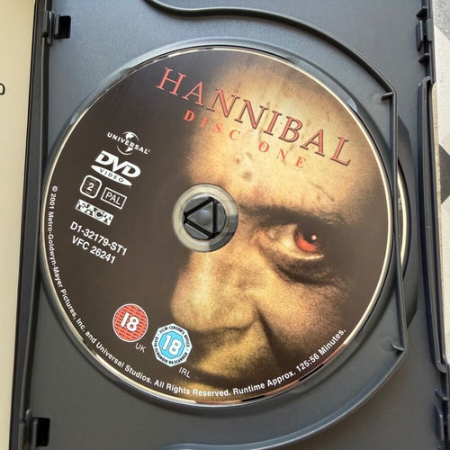 Hannibal 2-Disc Special Edition DVD like new with subtitles