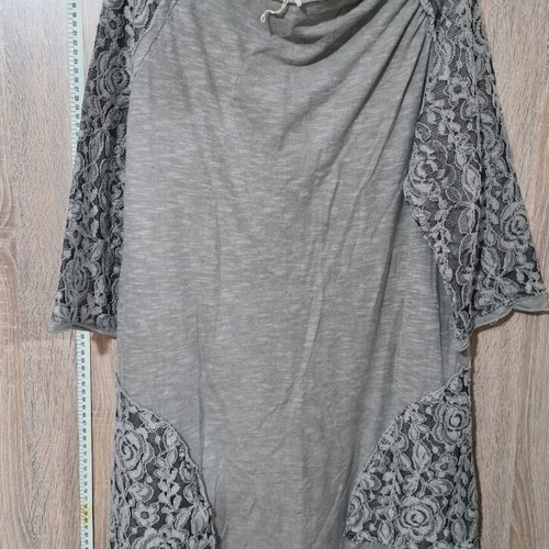 Women's mako dress new, grey with intricate lace