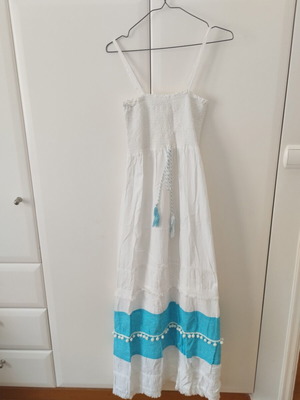 Boho maxi summer dress like new, white, size M