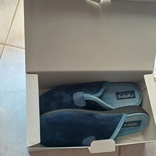 Neles house slippers, size 41, dark blue velvet texture