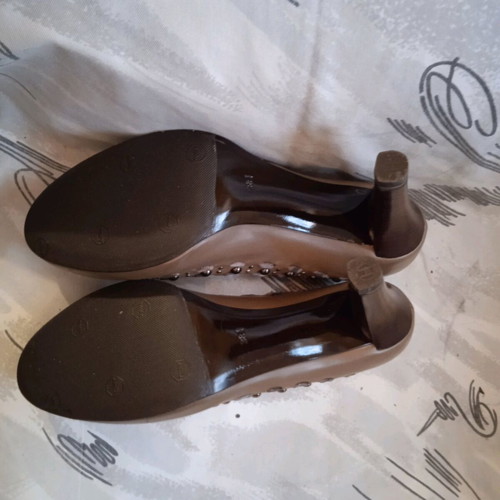 Used pumps size 38.5 beige and brown, excellent condition