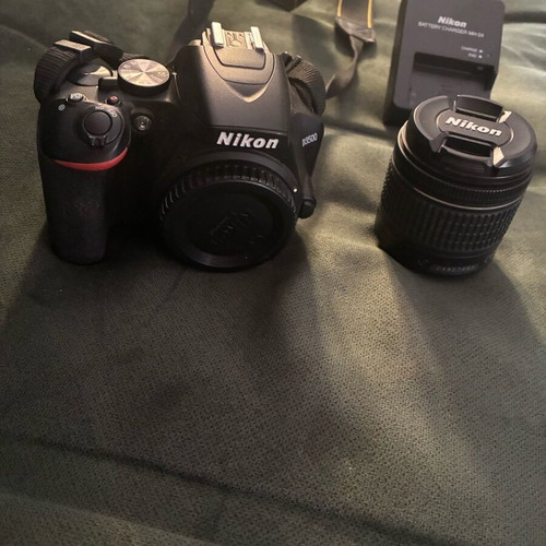 Nikon DSLR Camera D3500 Crop Frame Kit with AF-P DX 18-55mm Lens like new