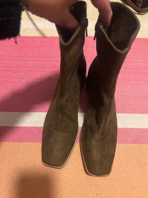 Corina ankle boots like new, suede type, size 38, beige brown