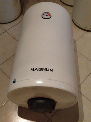 Θερμοσίφωνας Magnum κάθετος 80 λίτρων σαν καινούργιος