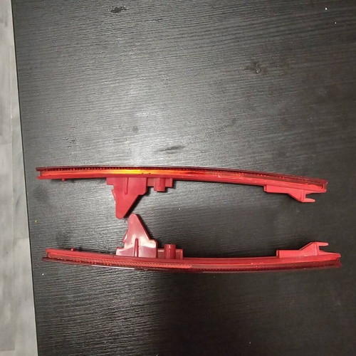 Honda Civic hatchback (FK7) OEM rear reflectors like new
