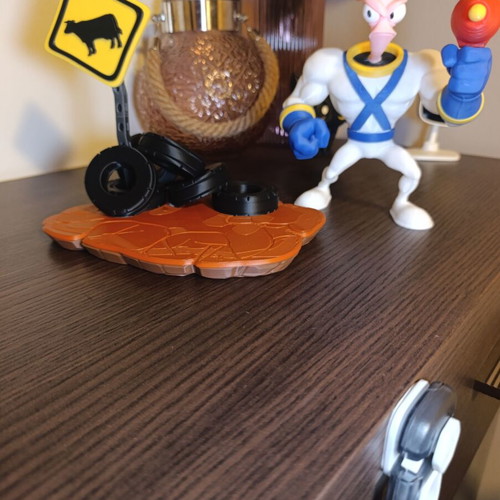 Earthworm Jim figure new, retro gaming display