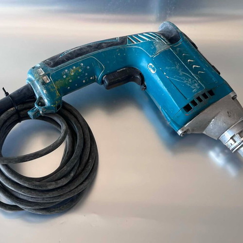 Makita FS4200 drywall screwdriver used, 4000 RPM