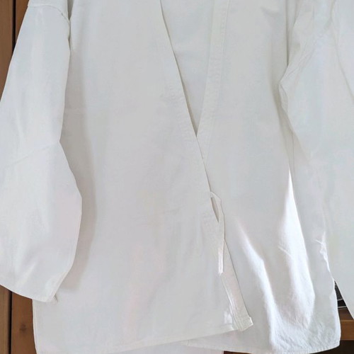 Taekwon Do uniform used, size XL, white belt