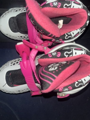 Adjustable roller skates size 31-33