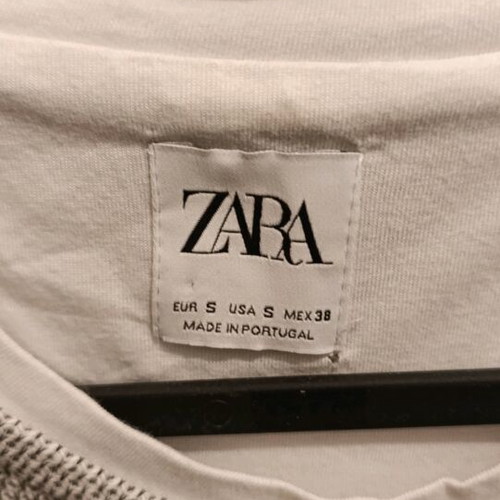 Zara t-shirt like new, size S